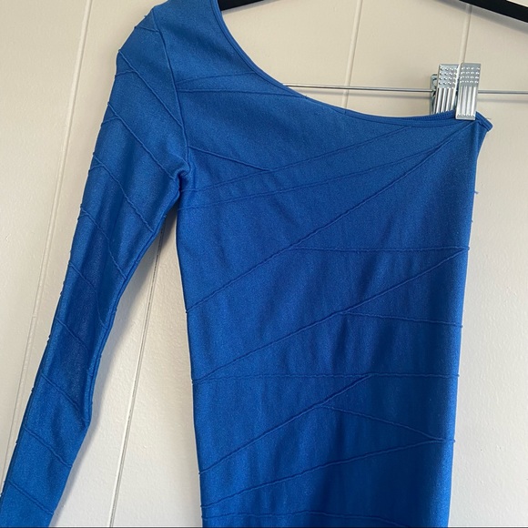 BeBe Body-con Dress - Picture 3 of 3